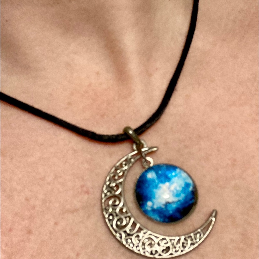 🌙 Crescent Moon w/blue galaxy dangle charm necklace. 🎃Perfect for Halloween👻 - Picture 9 of 9